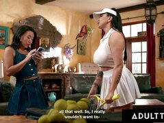 Stepbae Kimmy Kimm seduces MILF Romi Rain and devours her tight pussy in HD