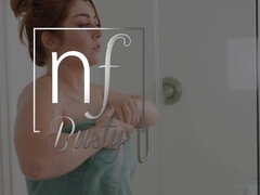 Grote mammen, Rondborstig, Sperma shot, Hondjeshouding, Erotisch, Ondergoed, Pornster, Roodharige vrouw