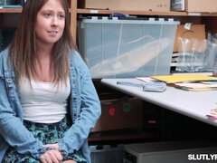 Grosser schwanz, Braunhaarige, Hochschule, Fingern, Hd, Lecken, Büro, Muschi