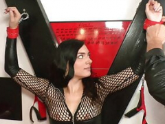 Amateur, Brunette brune, Tir de sperme, Fétiche, Petite femme, Esclave, Étudiant, Adolescente