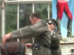 Bondage domination sadisme masochisme, Femme dominatrice, Fessée, Plan cul à trois