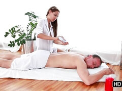 In den arsch, Grosser arsch, Grosser schwanz, Grosse titten, Blasen, Hundestellung, Satin, Jungendliche (18+)