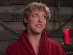 Sadomasochismus, Dildo, Elektrisch, Gesichtssitzen, Weibliche domination, Lesbisch, Bestrafung, Sklave