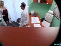 素人, フェラチオ, 医者, バック, 指いじり, オマンコ, ユニフォーム, のぞき