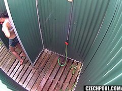 Tschechisch, Hd, Milf, Pool, Öffentlich, Dusche, Jungendliche (18+), Spanner