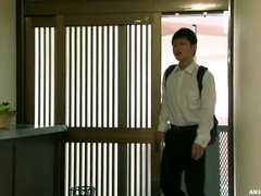Asiatique, Plantureuse, Érotique, Lait, Seins naturels, Orgasme, Timide, Étudiant