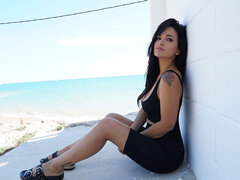 Playa, Mamada, Morena, Hablar sucio, Perforación, Tatuaje, Hilo dental, Tetas