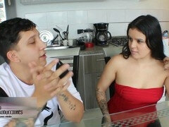 Amerikaans, Tante, Pijpbeurt, Indisch, Moeder, Kut duiken, Spaans, Stiefmoeder