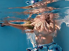 Tetas grandes, Bikini, Rubia, Erótico, Estrella porno, Público, Adolescente, Bajo el agua