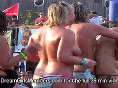 Amerikaans, Badpak, Universiteit, Concours, Flashing, Naakt, Buiten, Openbaar