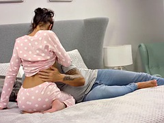Spermaladung, Erstes mal, Handjob, Russisch, Jungendliche (18+), Eng, Titten, Jungfrau