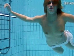 Playa, Morena, Hembra, Al aire libre, Piscina, Público, Ruso, Sexo soft