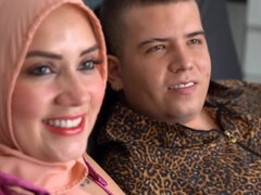 Arabe, Gros seins, Sucer une bite, Tromperie, Cocu, Mère que j'aimerais baiser