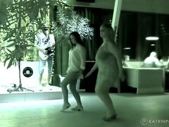 素人, デカ尻, デブ, 露出狂, 熟年, 淫乱熟女, 公共, ヤリマン