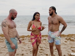 18 ans, Plage, Queue, Hard, Chatte, Rousse roux, Adolescente, Plan cul à trois