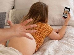 Kont, Blond, Pijpbeurt, Sperma in mond, Handbeurt, Likken, Strippen, Tiener