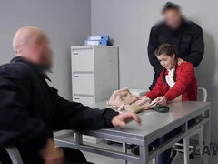 Pijpbeurt, Hd, Gevangenis, Man man vrouw, Zoon, Trio, Strak, Uniformpje