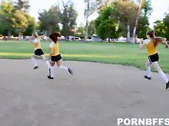 Bezaubernd, Hundestellung, Flotter vierer, Gruppe, Hd, Strümpfe, Jungendliche (18+), Uniform