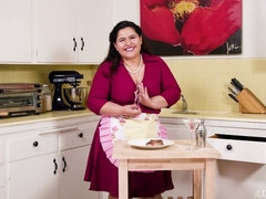 Morena, Peludo, Pajear, Cocina, Madres para coger, Pezones, Solo, Juguetes