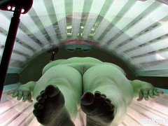 Amateur, Gros seins, Tchèque, Énorme, Seins naturels, Solarium, Nénés, Voyeur