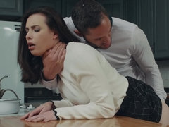 Мужья, На кухне