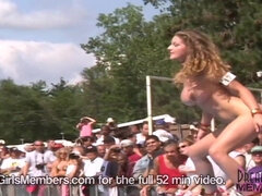 Любители, Большая жопа, Большие сиськи, Грудастые, Крупный план, Обнаженные, Натуральные сиськи, Сиськи