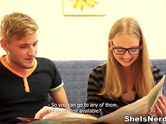 Одноклассница, Смазливые, Глубокая глотка, Сперма на лице, Очки, Бритые, Стриптизерша, Сосущие