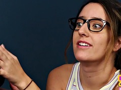 Amateur, Grosse bite, Tir de sperme, Branlette thaïlandaise, Masturbation, Pigtail, Suçant, Adolescente