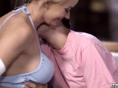 Verga grande, Tetas grandes, Madura, Besar, Madres para coger, Pequeña, Madrastra, Tabú