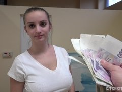 Gros seins, Brutal, Dingue, Conversation vulgaire, Doigter, Orgasme, Pov, Nénés