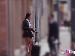 18 jahre, Grosse titten, Blasen, Braunhaarige, Spermaladung, Hundestellung, Öffentlich, Jungendliche (18+)