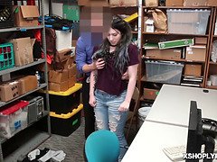 Hinterzimmer, Grosse titten, Geschnappt, Hardcore, Hd, Bestrafung, Jungendliche (18+), Uniform