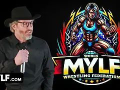 Kehlenfick, Flexibel, Hd, Milf, Muskel, Rotschopf, Arsch lecken, Ringkampf