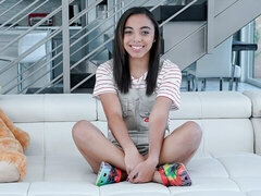 Slaapkamer, Grote lul, Pijpbeurt, Hondjeshouding, Zwart, Harig, Interraciaal, Likken