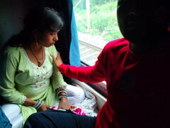 Première fois, Hd, Indienne, Public, Étudiant, Train, Vierge, Épouse