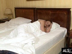 Bruinharig, Klietelaar, Vingeren, Ondergoed, Orgasme, Kut duiken, Mager, Tieten likken