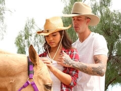 Culo, Verga grande, Mamada, Estilo perrito, Pajear, Afeitado, Flaco, Adolescente