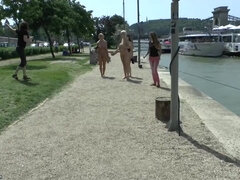 Arsch, Erotisch, Fetisch, Flashen, Nackt, Im freien, Öffentlich, Jungendliche (18+)