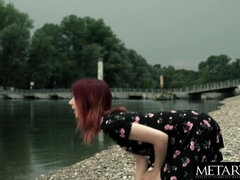 ドレス, フェティッシュ, 指いじり, パンティ, 小柄, オマンコ, 赤毛, オッパイの