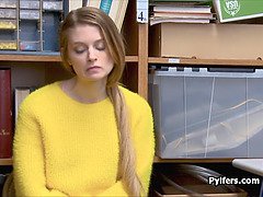 Hinterzimmer, Hardcore, Polizei, Bestrafung, Russisch, Schreiend, Schüchtern, Jungendliche (18+)