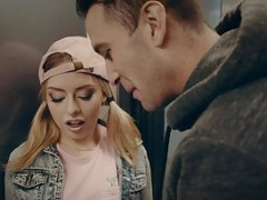 In den arsch, Blondine, Studentin, Europäisch, Aufs gesicht abspritzen, Hardcore, Lingerie, Titten