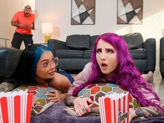 Pijpbeurt, 1 man 2 vrouwen, Kwartet, Roodharige vrouw, Slet, Tatoeage, Tiener, Trio