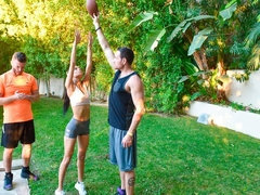 Verga grande, Mamada, Morena, Doble penetracion, Pajear, Hombre hombre mujer, Adolescente, Trio