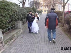 Невеста, Крупный план, Рогоносцы, Европейки, Деньги, Жесткий секс, Тату, Жена