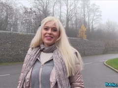 Leie, Blasen, Auto, Betrug, Paar, Italienisch, Pov, Schlucken