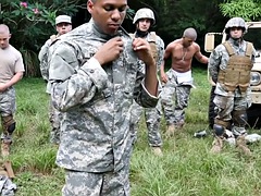Anal, Sucer une bite, Tir de sperme, Homosexuelle, Branlette thaïlandaise, De plein air, Tatouage, Uniforme