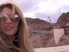 Grosse titten, Blasen, Auto, Cfnm, Latina, Im freien, Pov, Titten