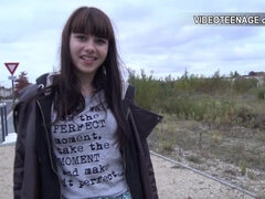 Catégorie - Brunette brune