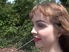 Amateur, Papa, Exhib, Souple, De plein air, Piercing, Pov, Maigrichonne