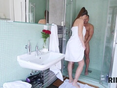 18 jahre, Arschlecken, Tussi, Tschechisch, Europäisch, Hd, Muschi, Jungendliche (18+)